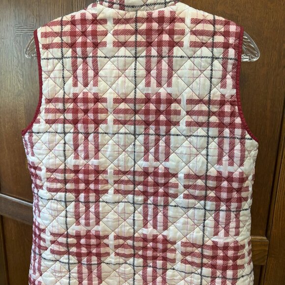 Price Drop Karen Scott Women's Quilted Vest. Size Medium. - Picture 2 of 2